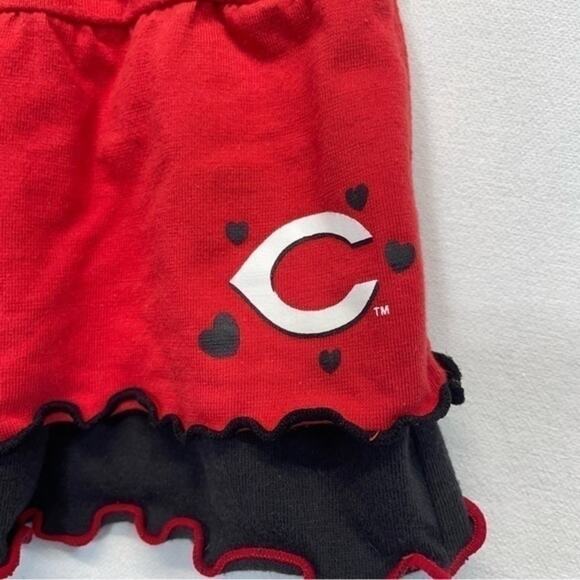 Cincinnati Reds Skirt Baseball Ruffle Tiered red black baby Size 12 Months - Picture 3 of 6